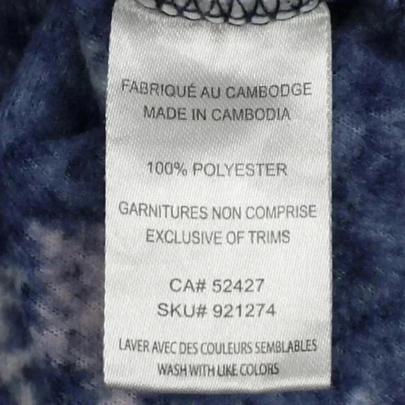CARISMA fleece pajama top XL blue with‎ white snowflakes - Picture 10 of 10